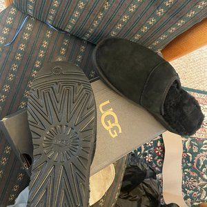 UGG Black  Leisure Slippers Size 9